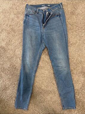 Old Navy Women's medium blue high-rise skinny jeans